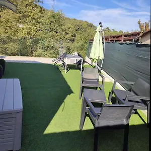F1 Avec Un Espace Jardin Appartement Gattières